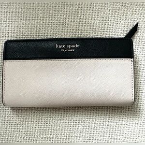 Kate Spade Staci Cameron Colorblock Large Slim Bifold Wallet Warm Beige Black